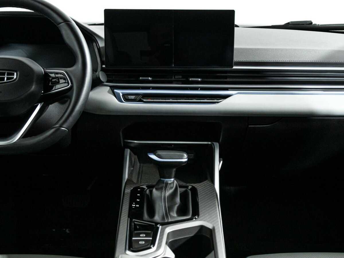 Купить Geely Emgrand с пробегом. Фото: #13