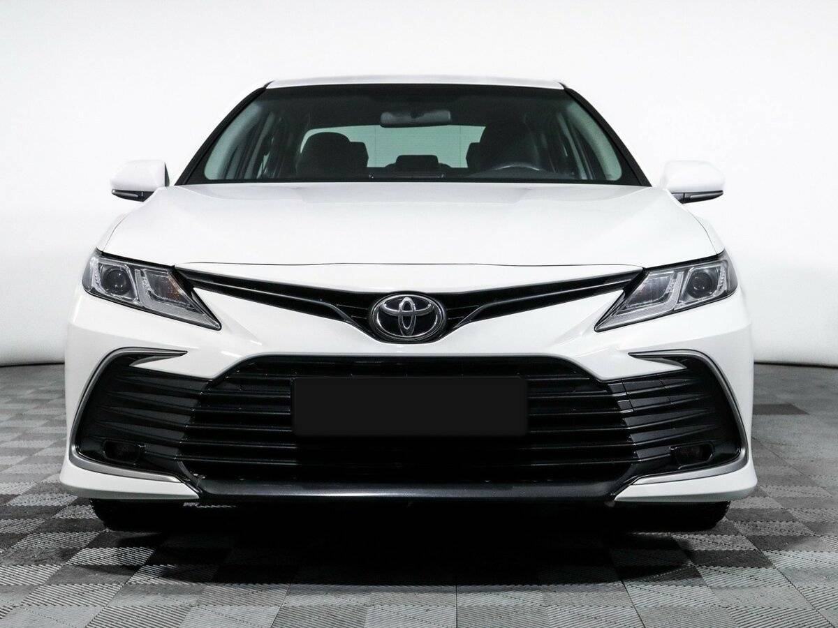 Купить Toyota Camry с пробегом. Фото: #1