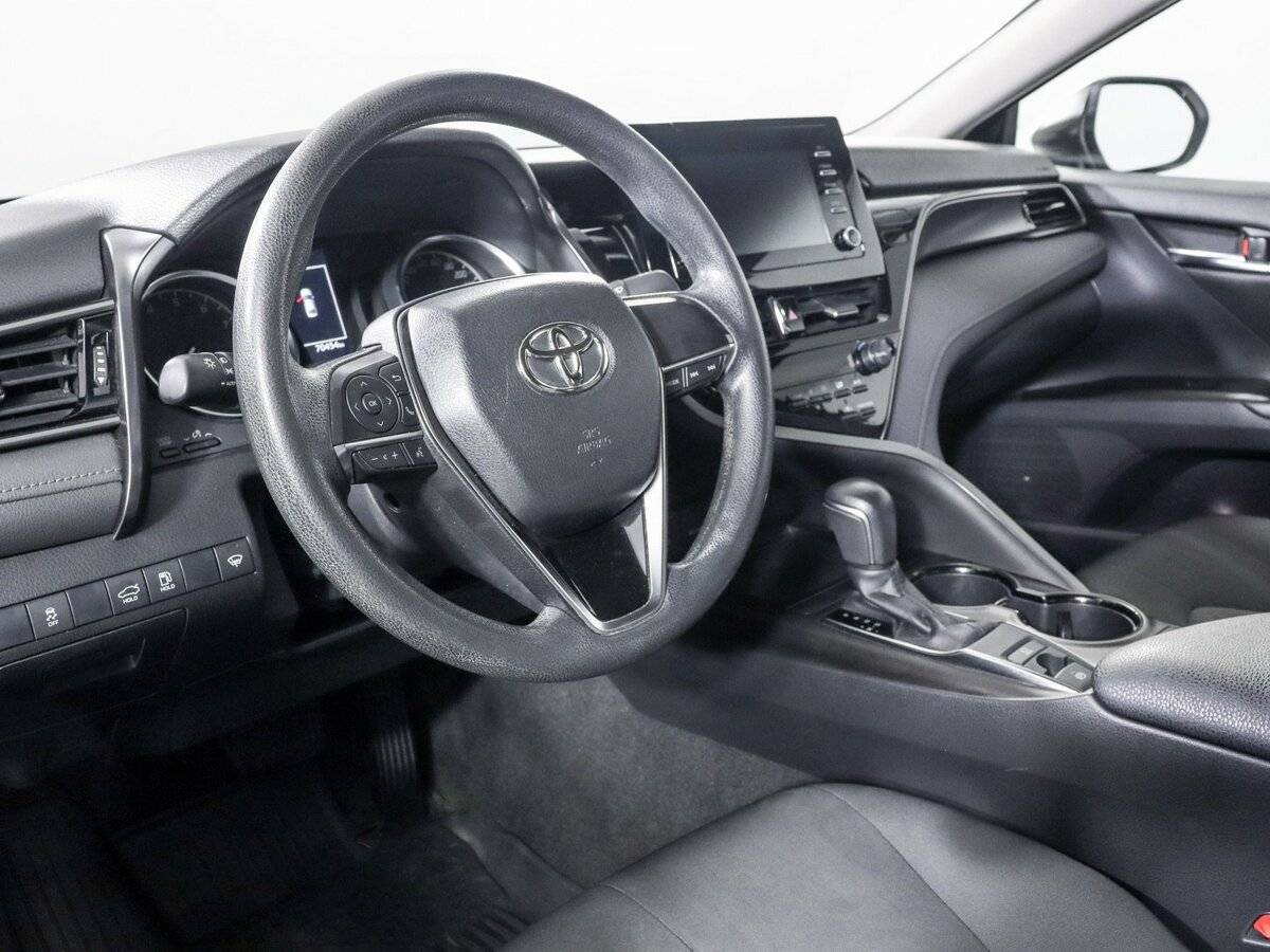 Купить Toyota Camry с пробегом. Фото: #10