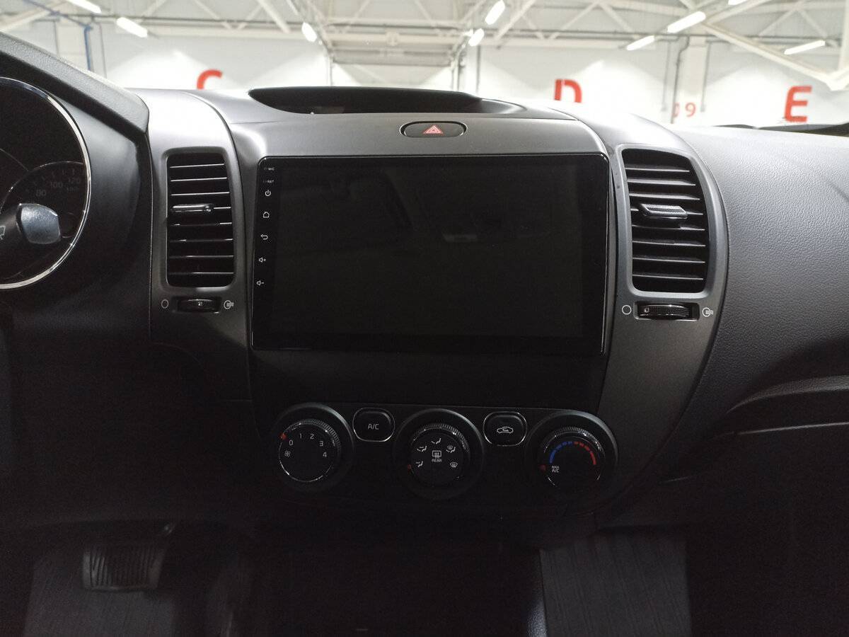 Купить Kia Cerato с пробегом. Фото: #14