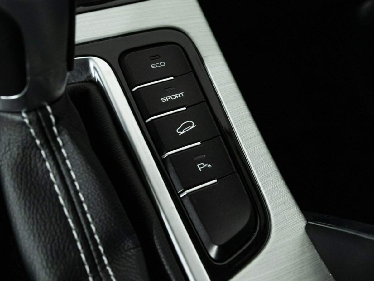 Купить Geely Atlas с пробегом. Фото: #17