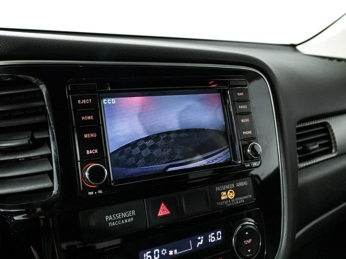 Купить Mitsubishi Outlander с пробегом. Фото: #14