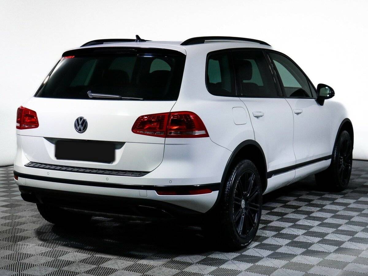 Купить Volkswagen Touareg с пробегом. Фото: #4