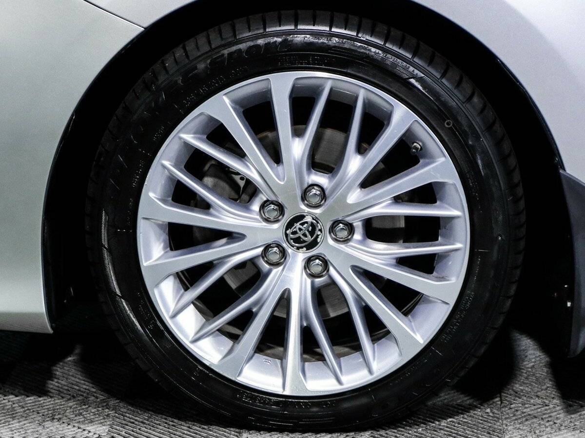 Купить Toyota Camry с пробегом. Фото: #14