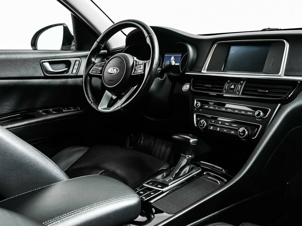 Купить Kia Optima с пробегом. Фото: #8