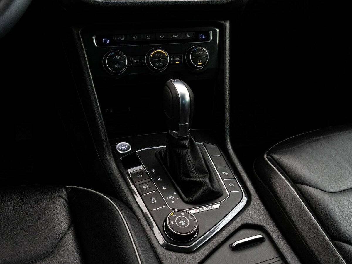 Купить Volkswagen Tiguan с пробегом. Фото: #12