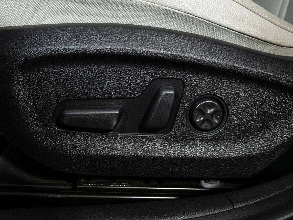 Купить Hyundai Sonata с пробегом. Фото: #17