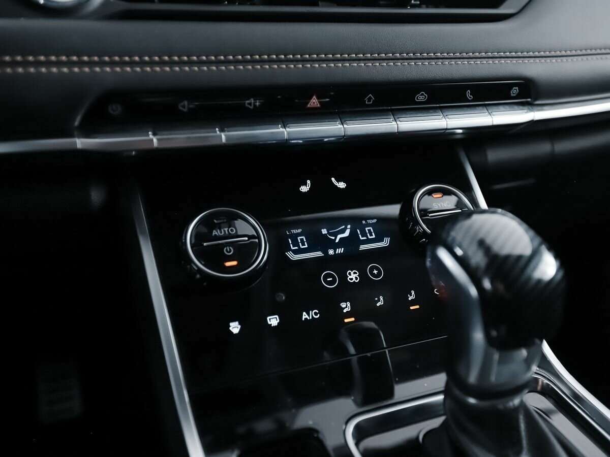 Купить Chery Tiggo 8 с пробегом. Фото: #11