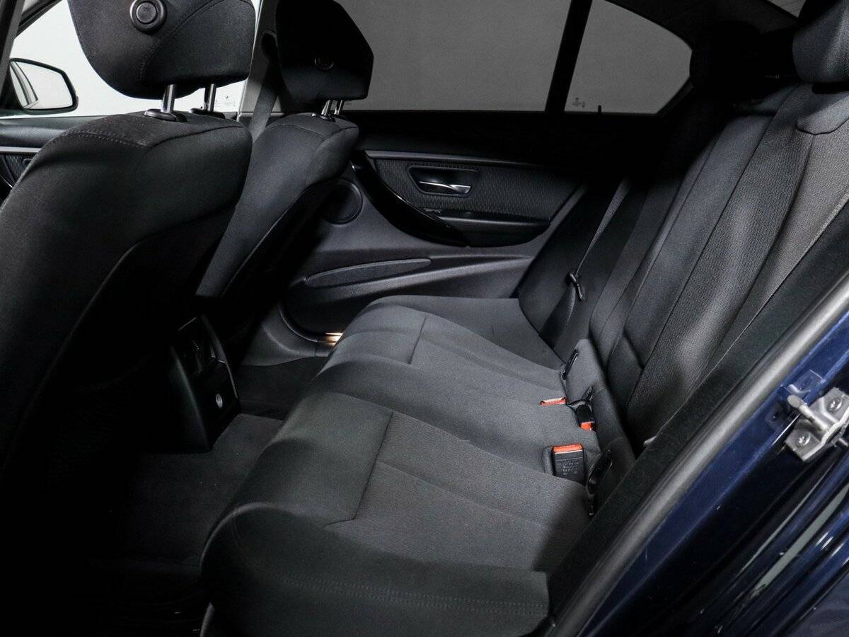 Купить BMW 3 серии с пробегом. Фото: #9