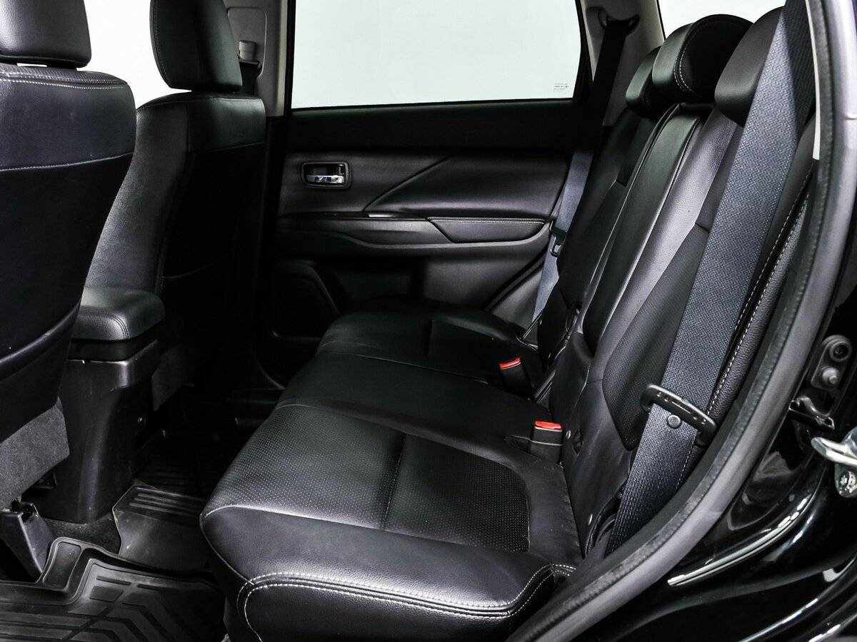 Продажа Б/У Митсубиши Оутлэндер. Фото: #11