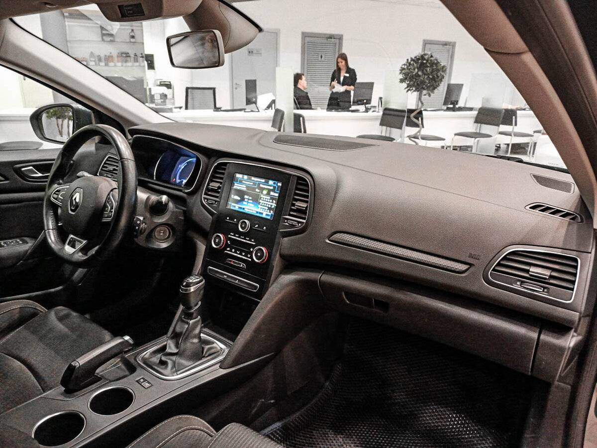 Купить Renault Megane с пробегом. Фото: #8