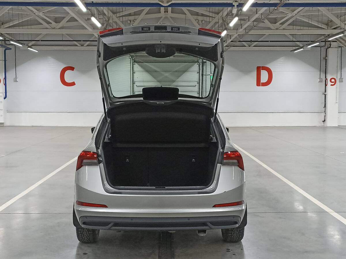 Купить Skoda Rapid с пробегом. Фото: #9