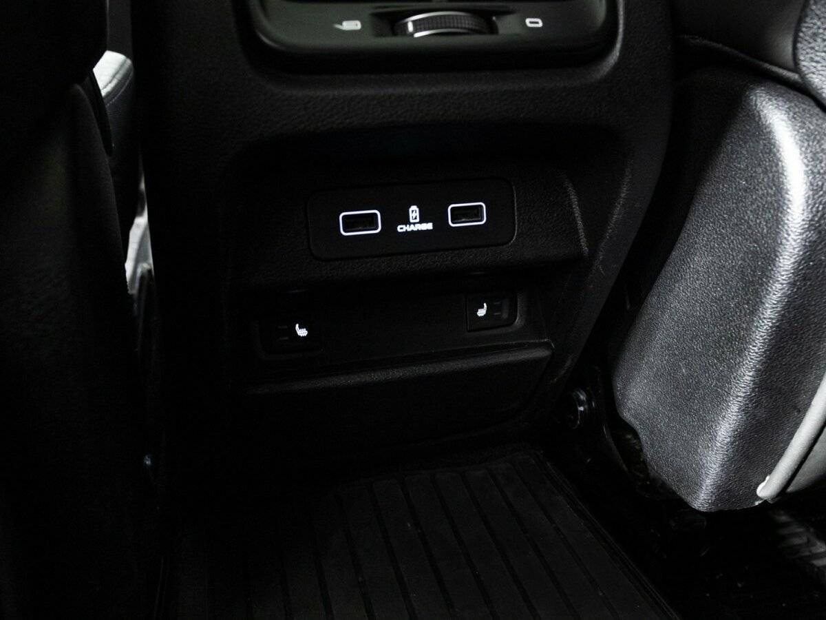 Купить Geely Tugella с пробегом. Фото: #25