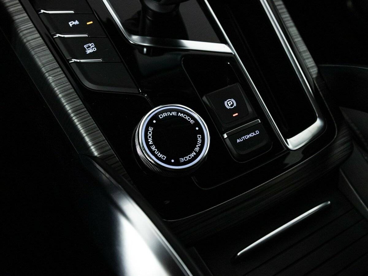 Купить Geely Atlas Pro с пробегом. Фото: #20