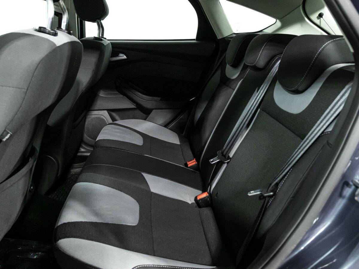 Купить Ford Focus с пробегом. Фото: #9