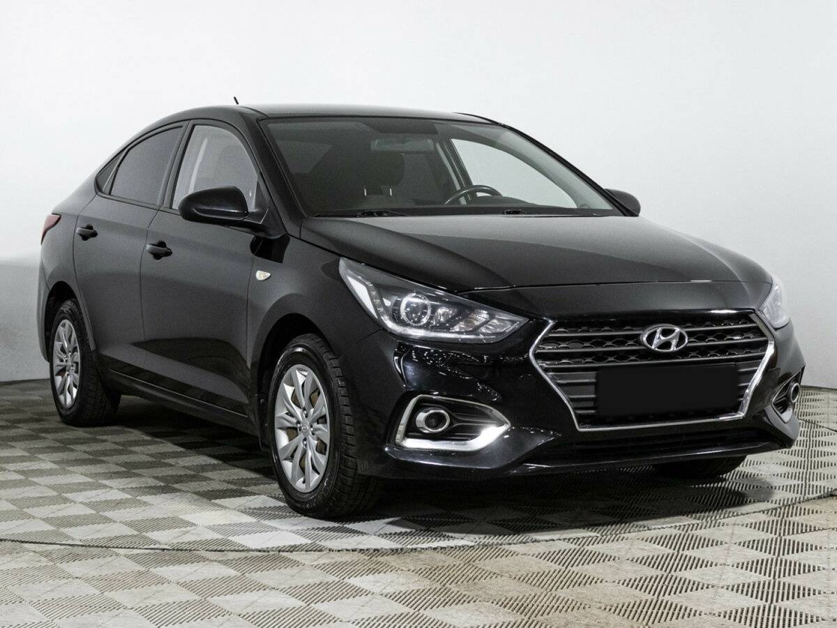 Купить Hyundai Solaris с пробегом. Фото: #2