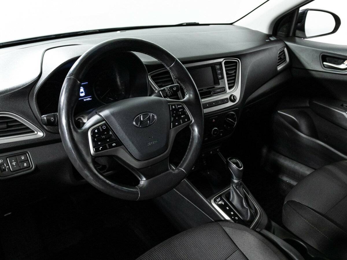 Купить Hyundai Solaris с пробегом. Фото: #10