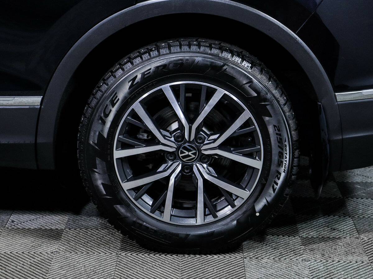 Купить Volkswagen Tiguan с пробегом. Фото: #14