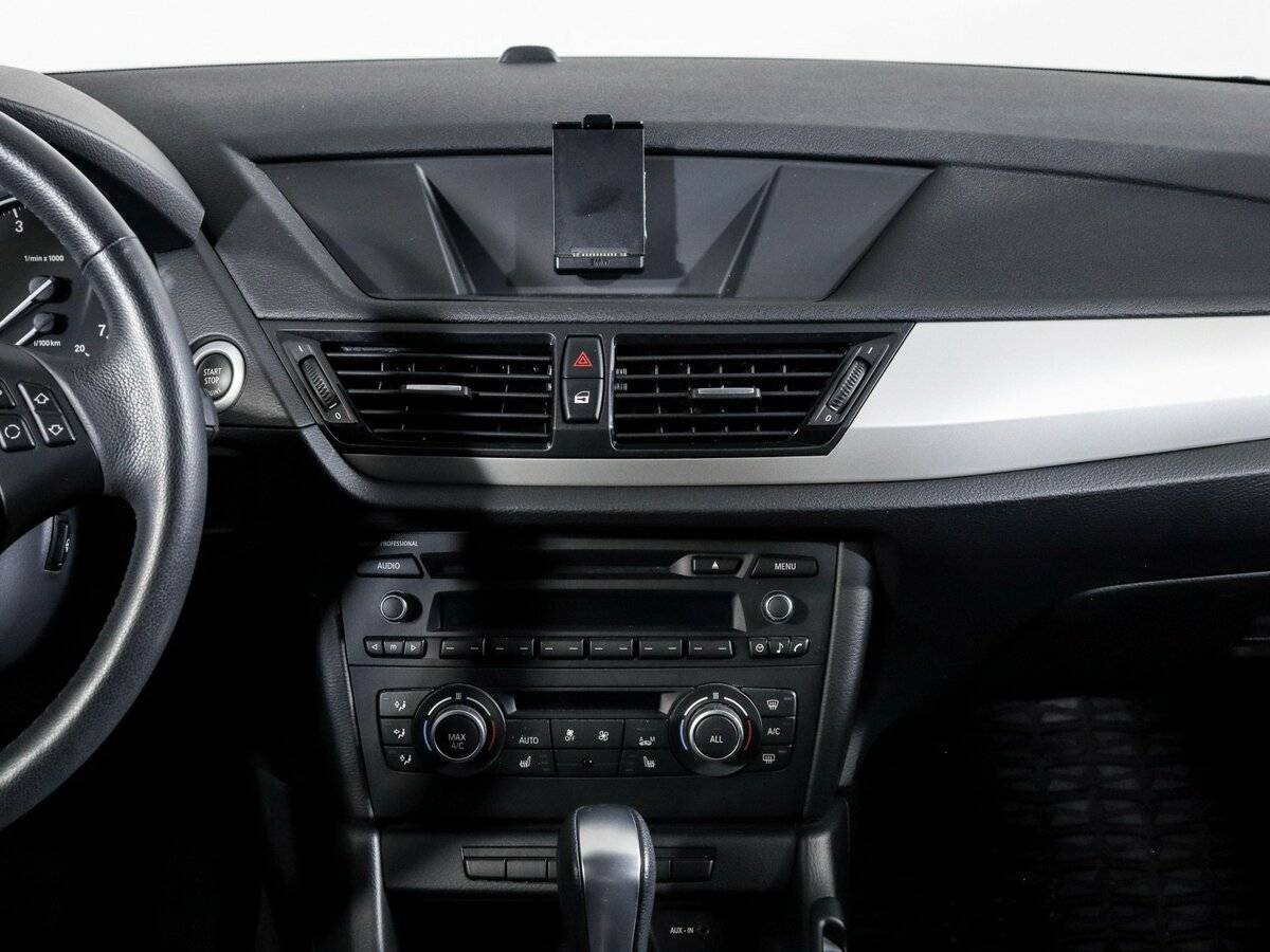 Купить BMW X1 с пробегом. Фото: #9