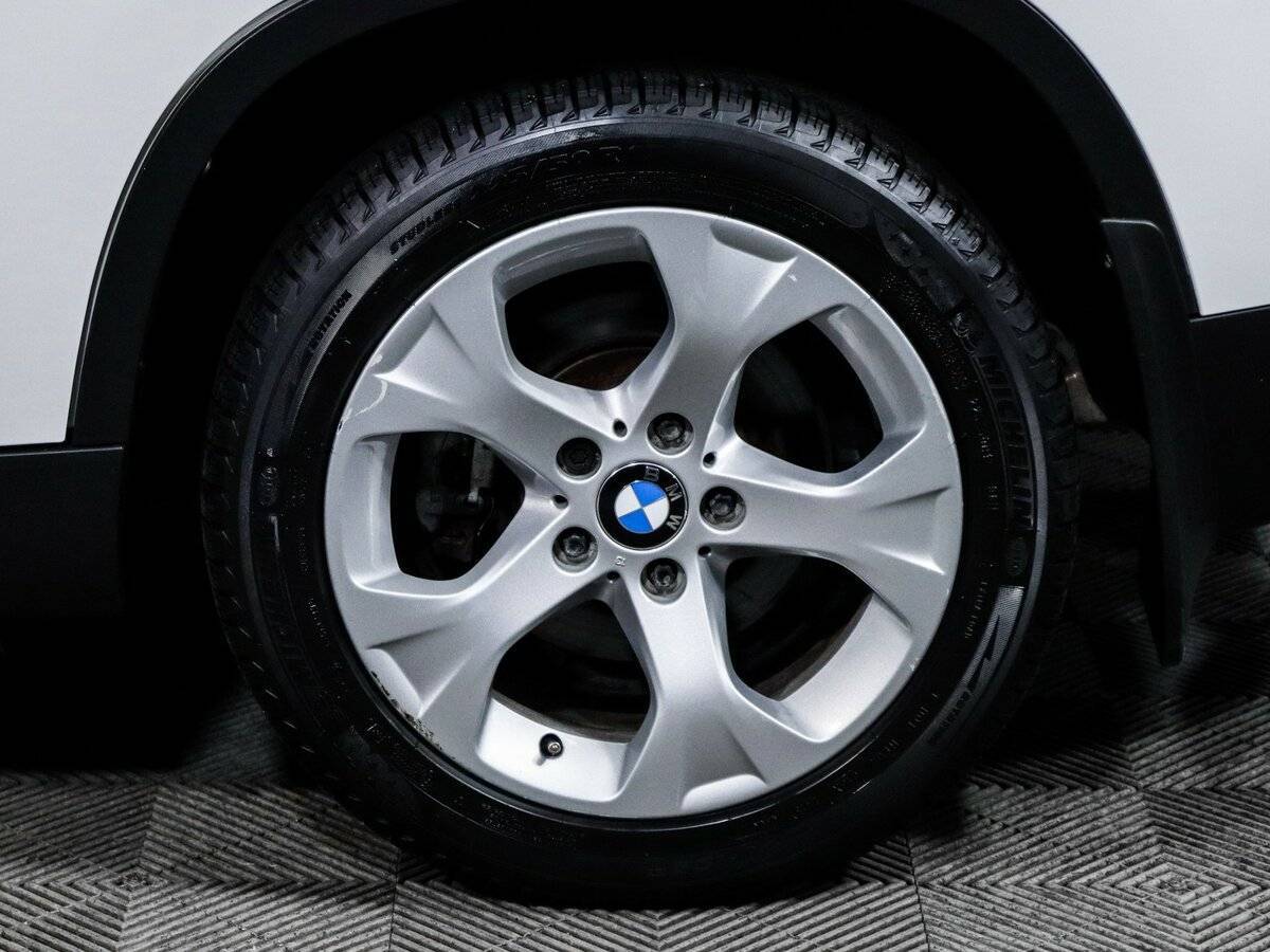 Купить BMW X1 с пробегом. Фото: #11