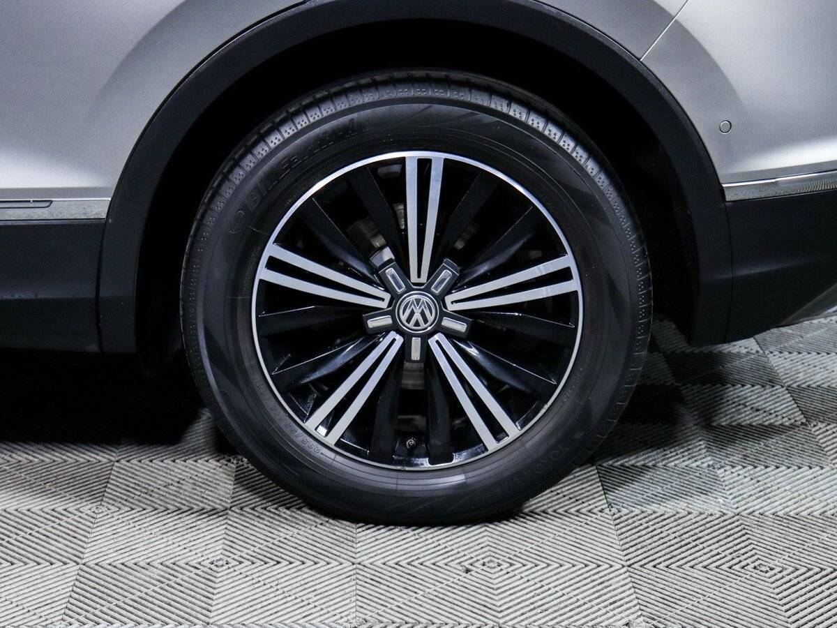 Купить Volkswagen Tiguan с пробегом. Фото: #11
