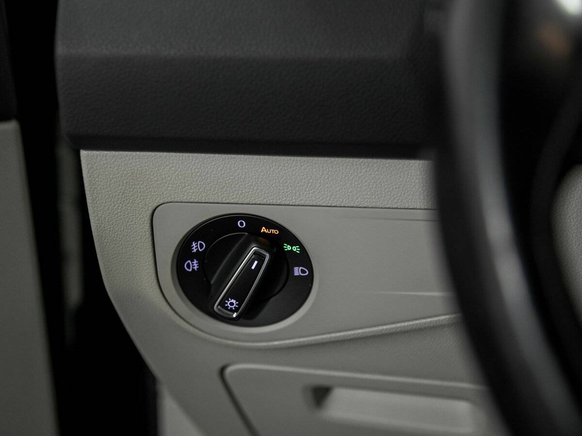 Купить Volkswagen Tiguan с пробегом. Фото: #12