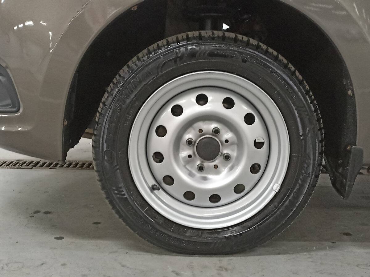 Купить Lada (ВАЗ) Granta с пробегом. Фото: #17