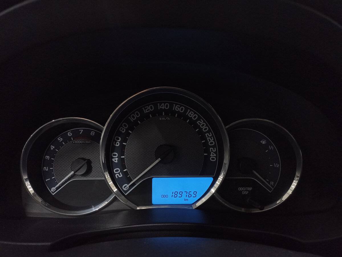 Купить Toyota Corolla с пробегом. Фото: #12