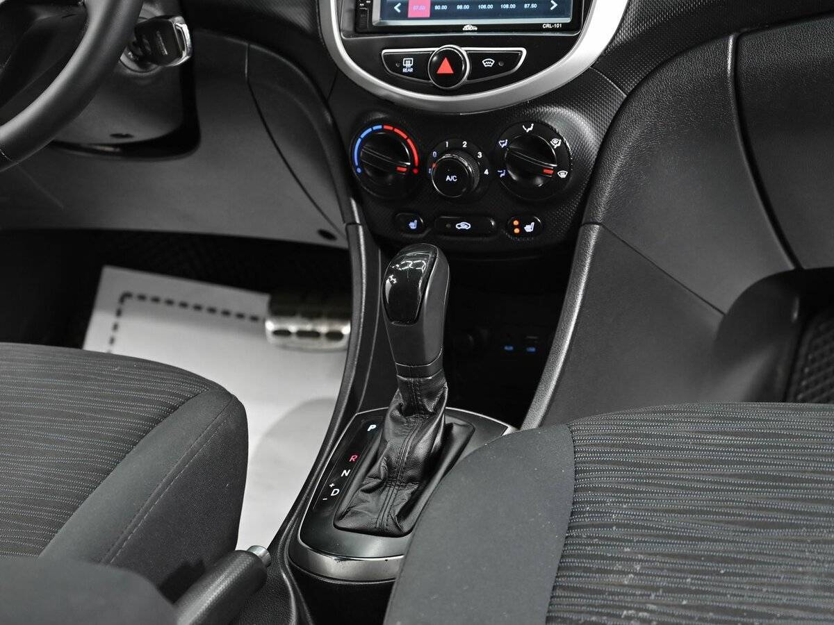 Купить Hyundai Solaris с пробегом. Фото: #12