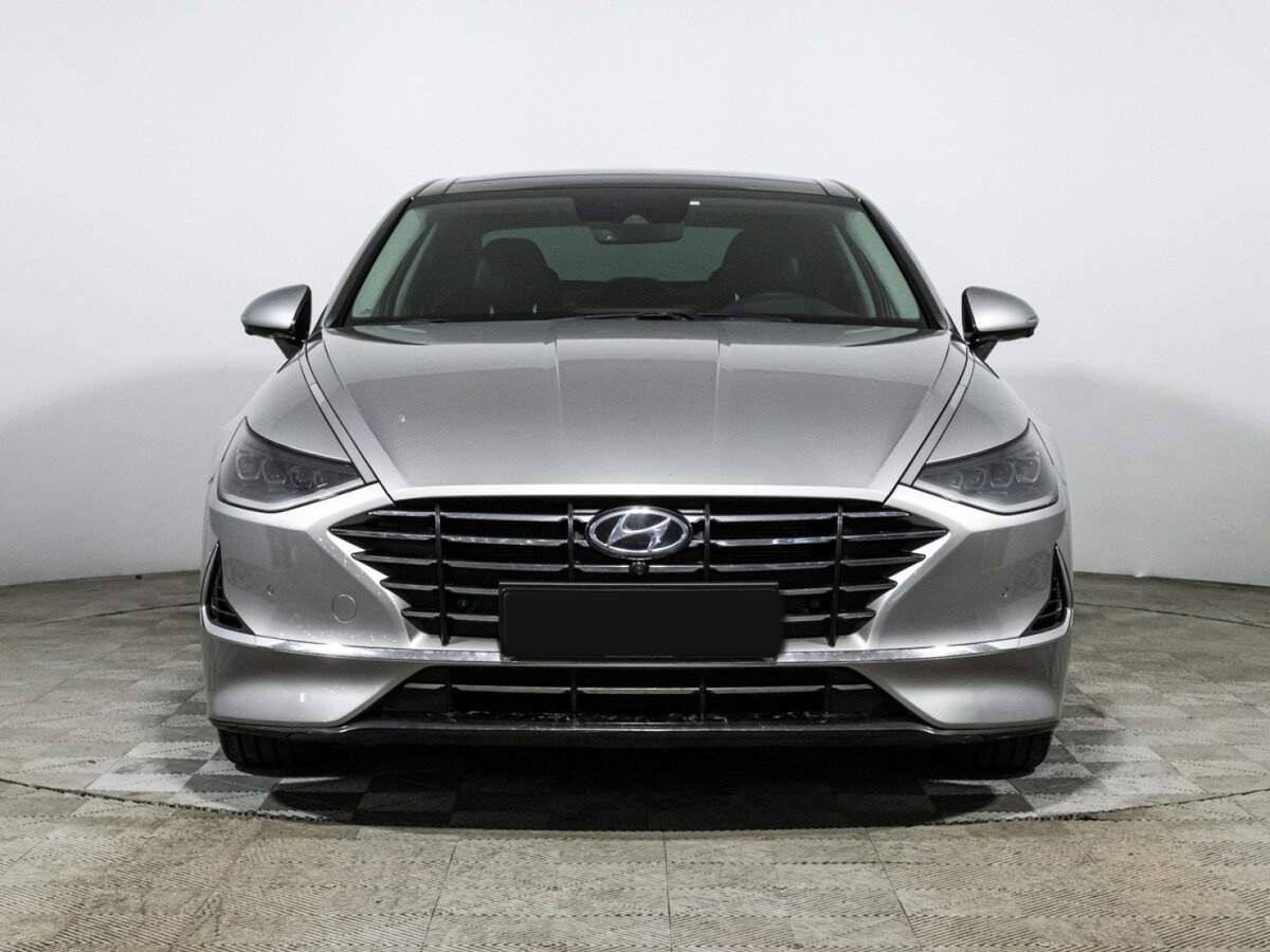 Купить Hyundai Sonata с пробегом. Фото: #1