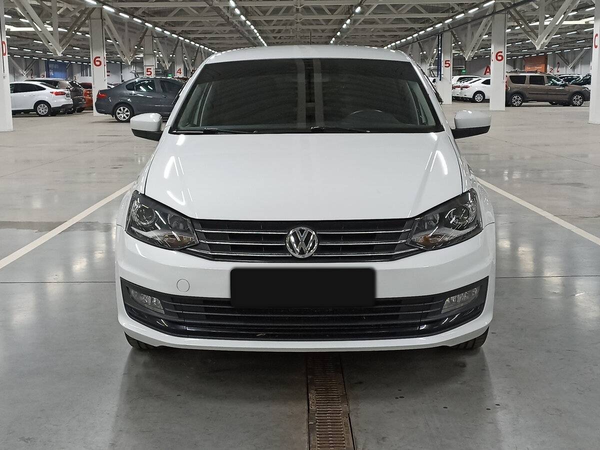 Купить Volkswagen Polo с пробегом. Фото: #1