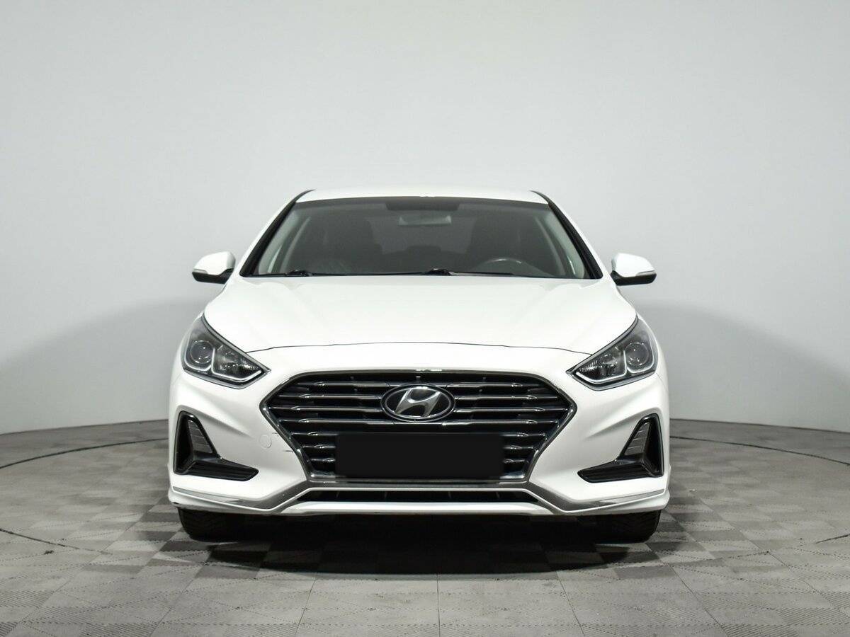 Купить Hyundai Sonata с пробегом. Фото: #1