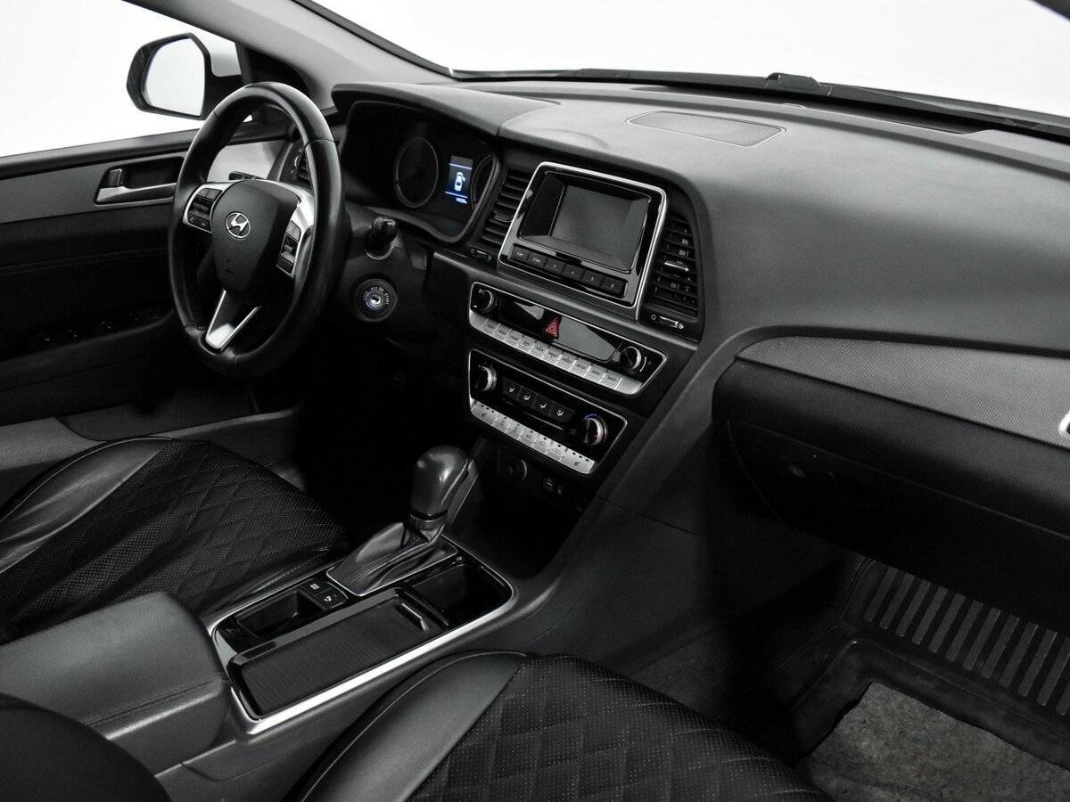 Купить Hyundai Sonata с пробегом. Фото: #12