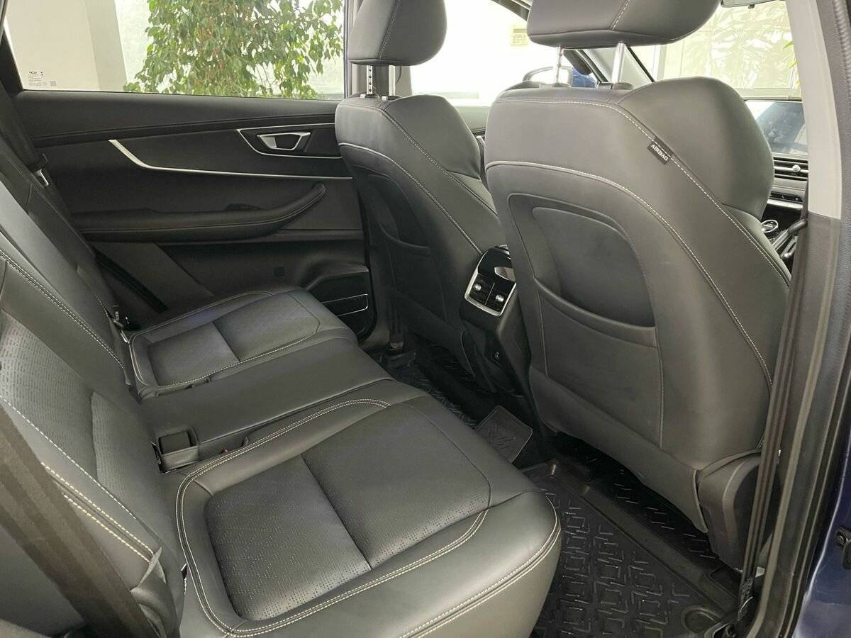 Купить Chery Tiggo 8 с пробегом. Фото: #22