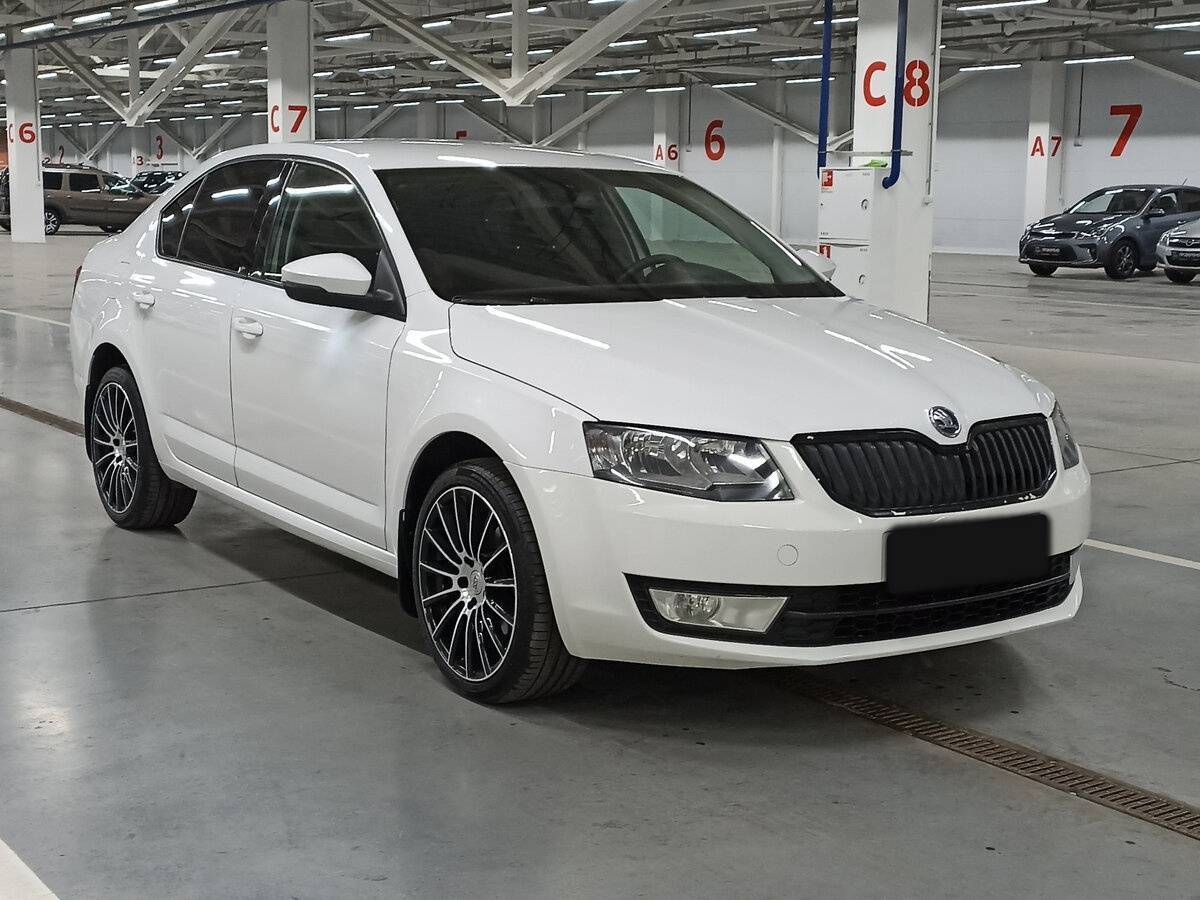 Купить Skoda Octavia с пробегом. Фото: #2