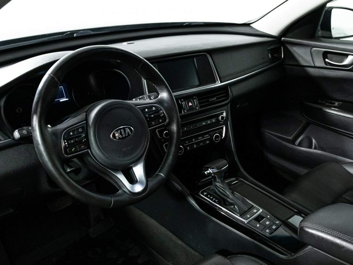 Купить Kia Optima с пробегом. Фото: #10