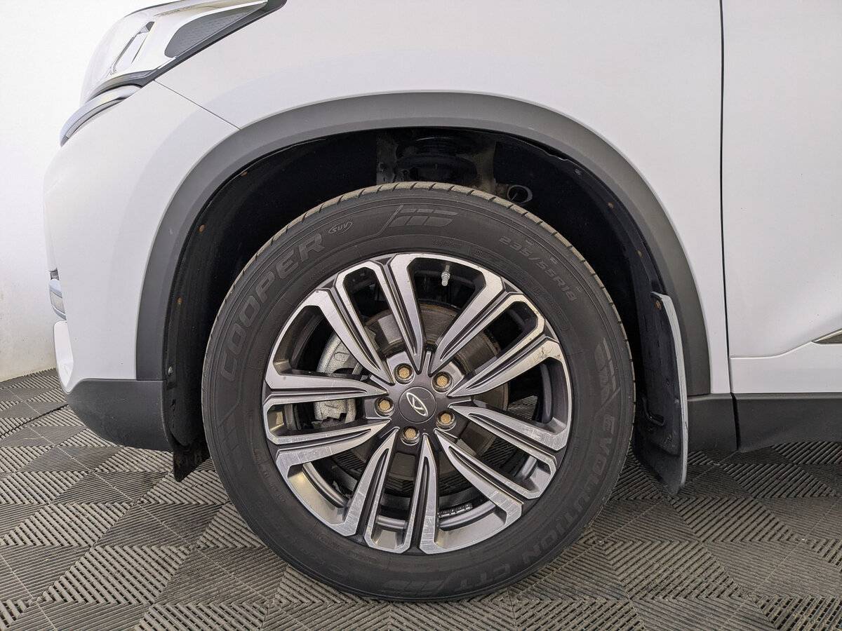 Купить Chery Tiggo 8 с пробегом. Фото: #11