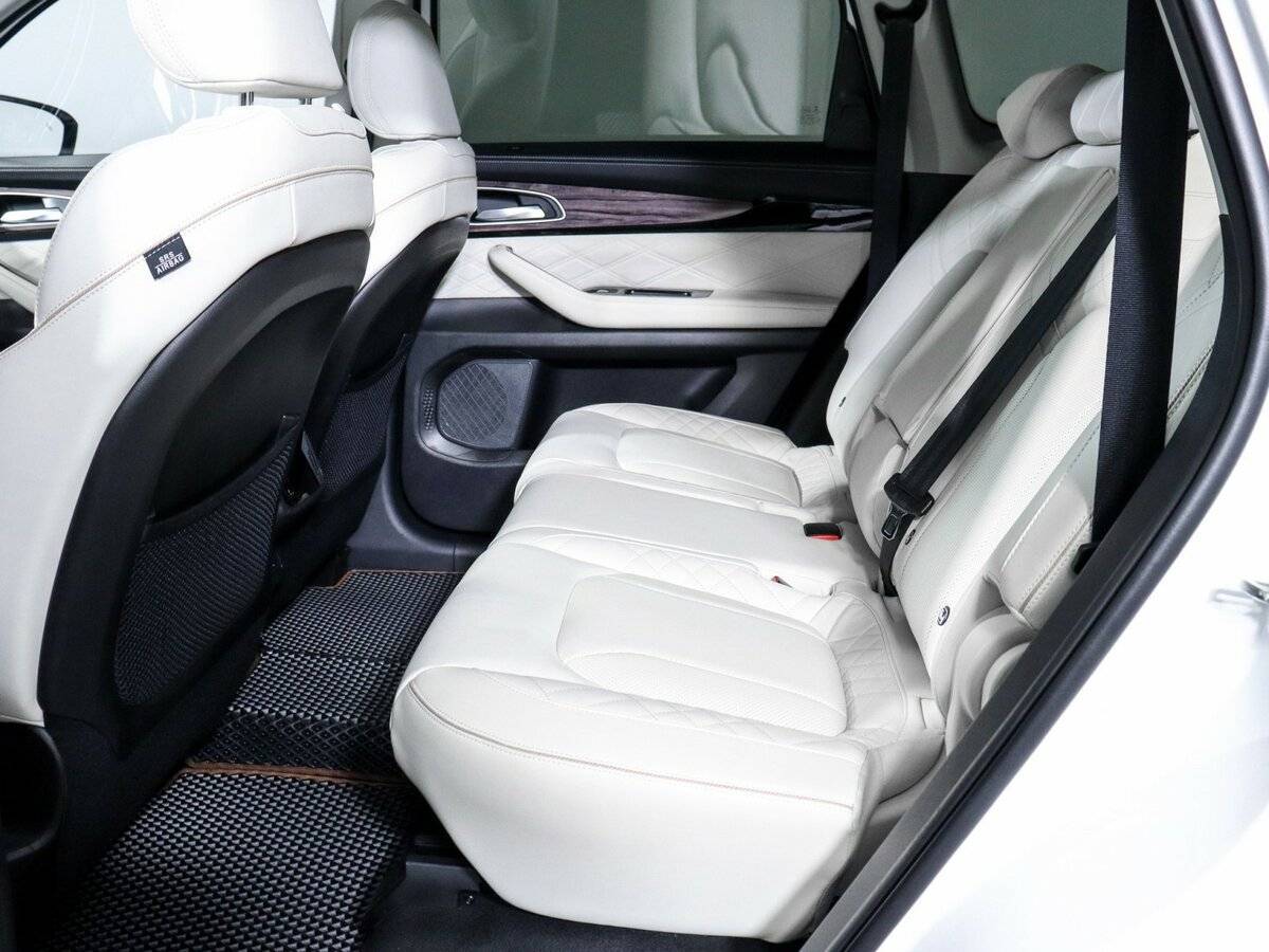 Купить EXEED VX с пробегом. Фото: #5