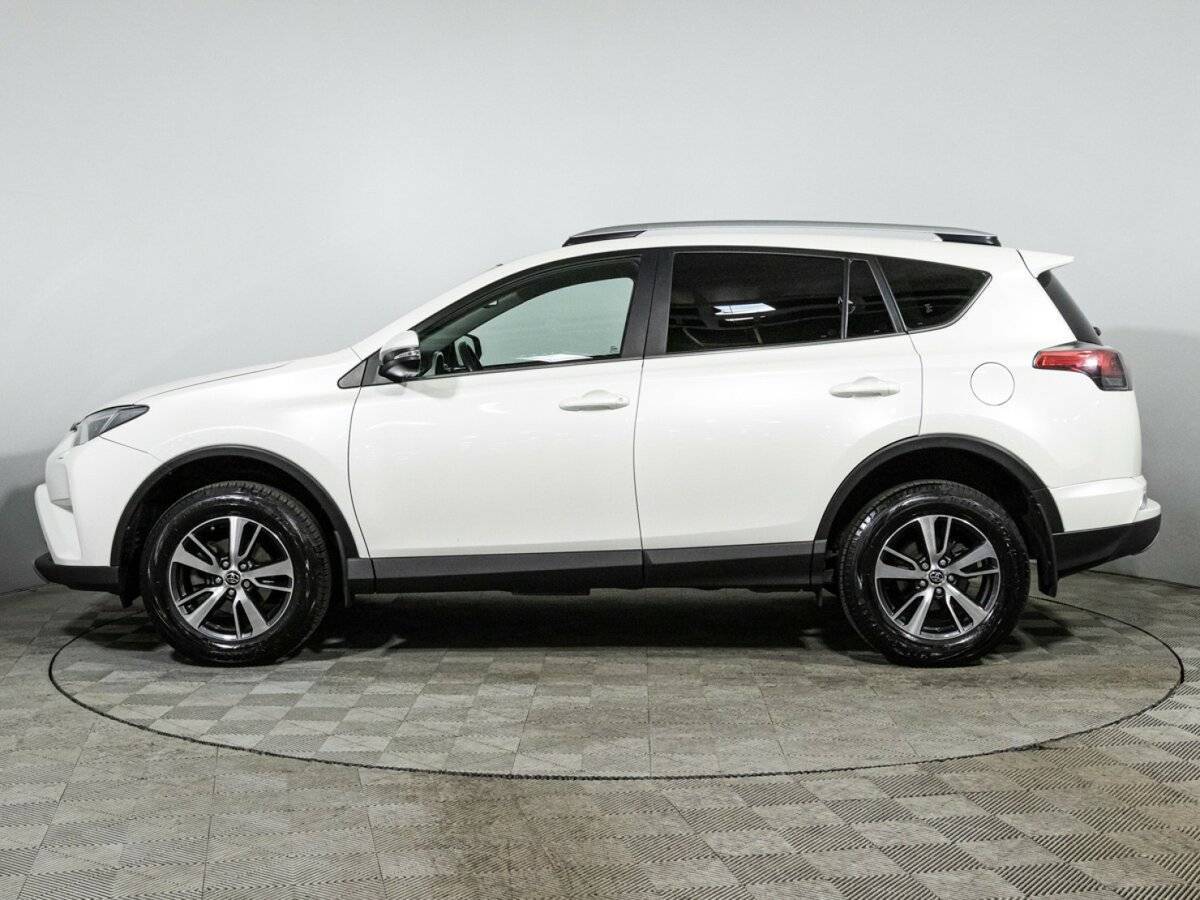 Купить Toyota RAV4 с пробегом. Фото: #7