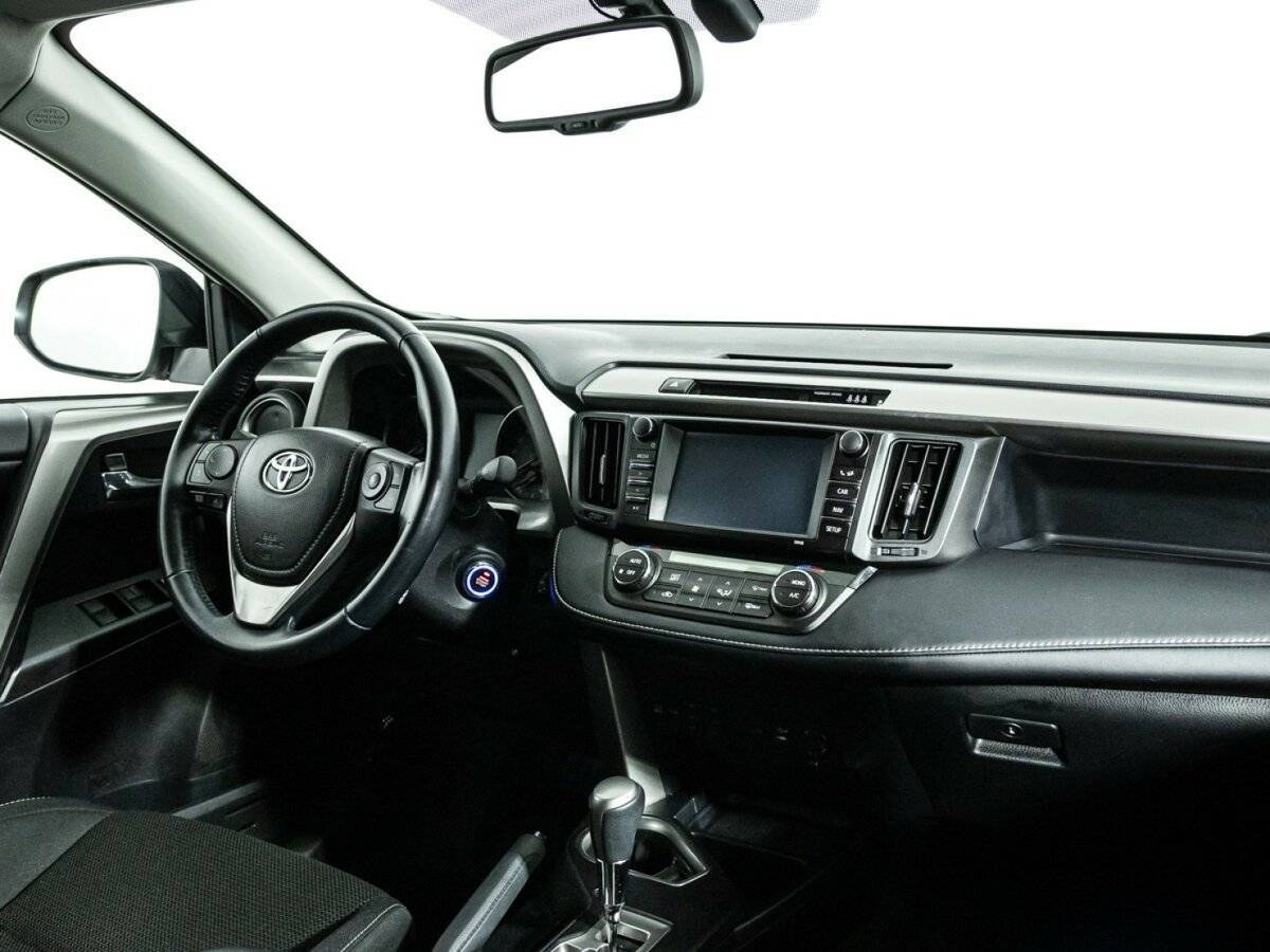 Купить Toyota RAV4 с пробегом. Фото: #8