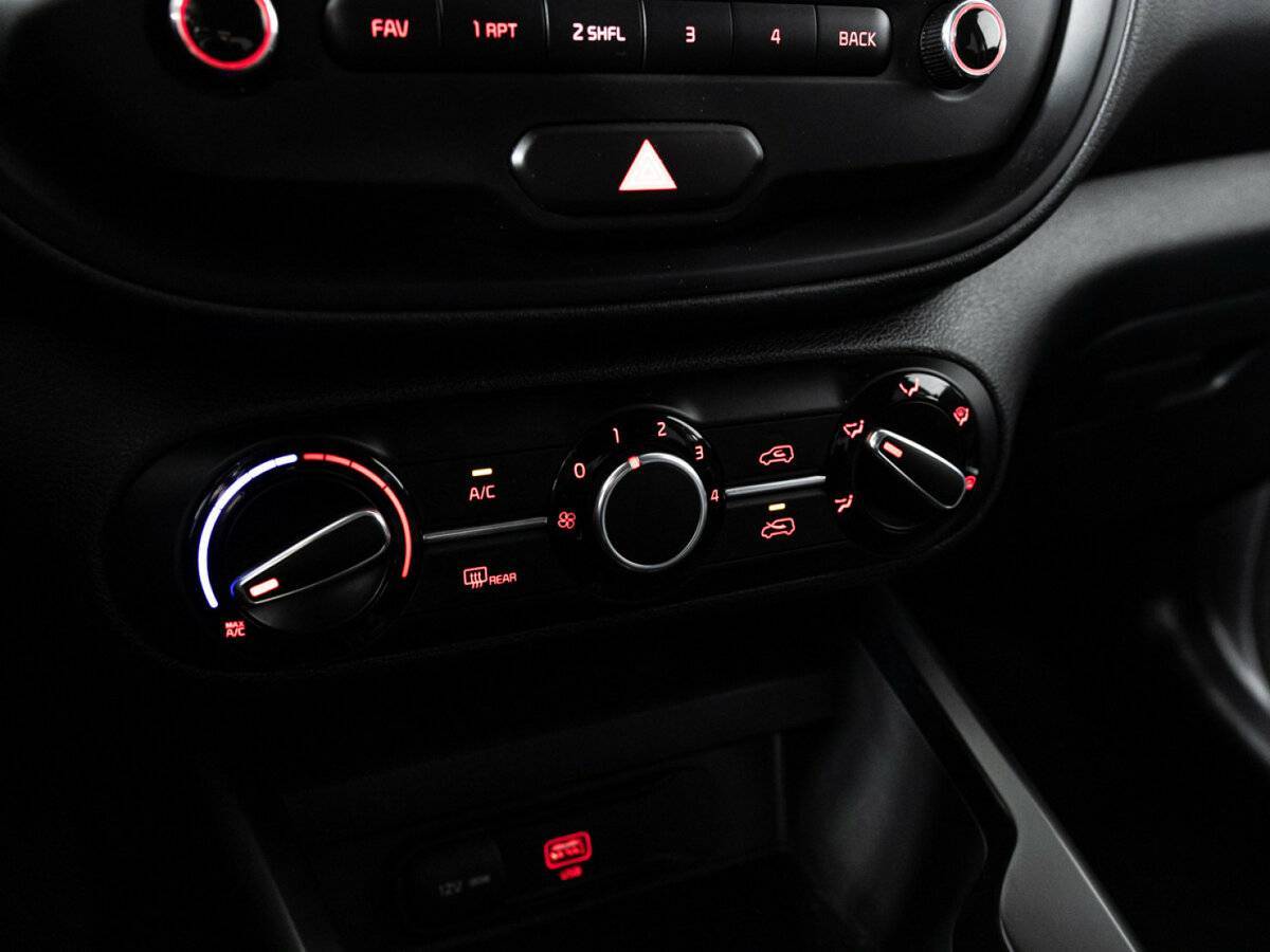 Купить Kia Soul с пробегом. Фото: #18