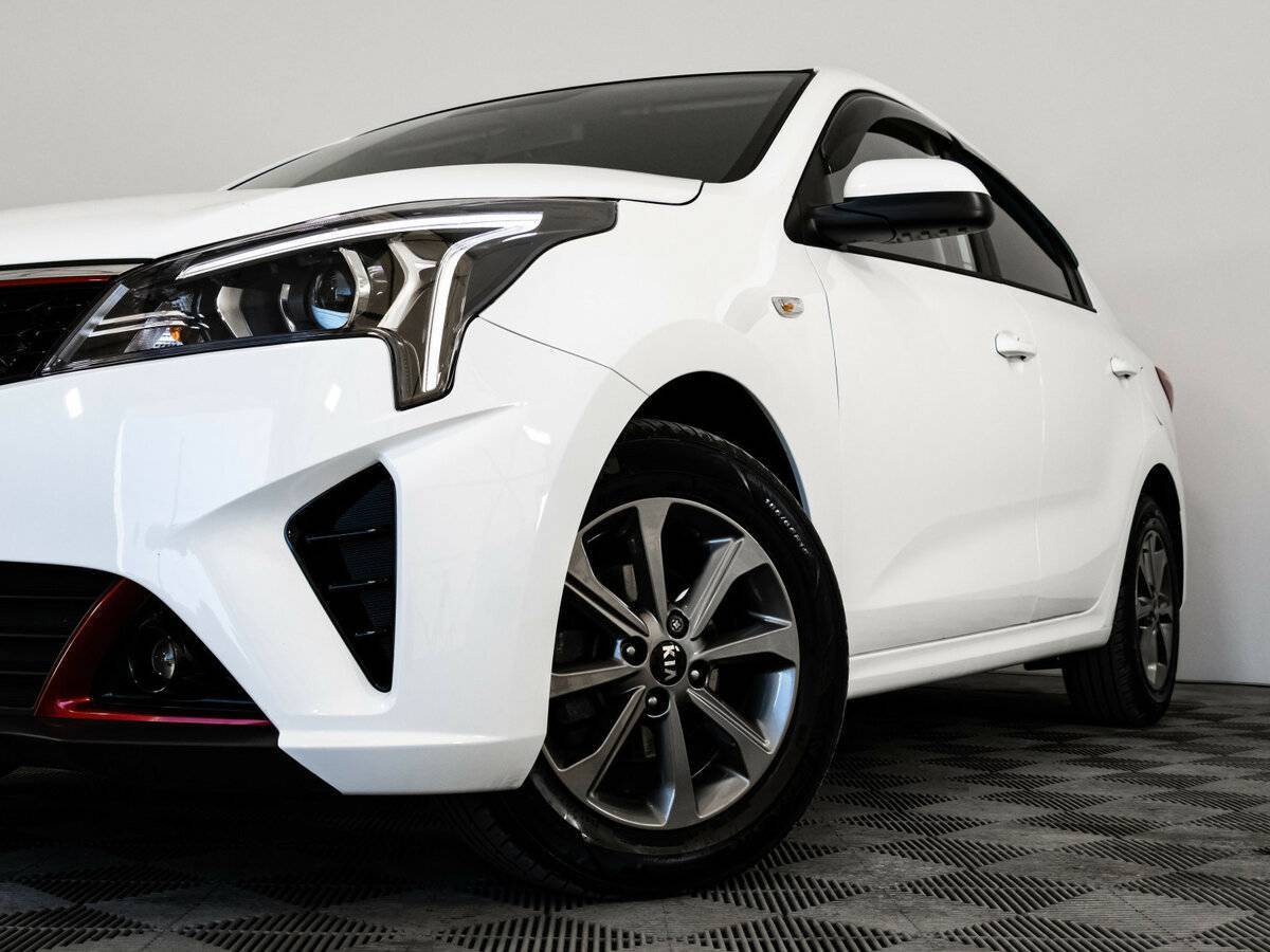 Купить Kia Rio с пробегом. Фото: #1