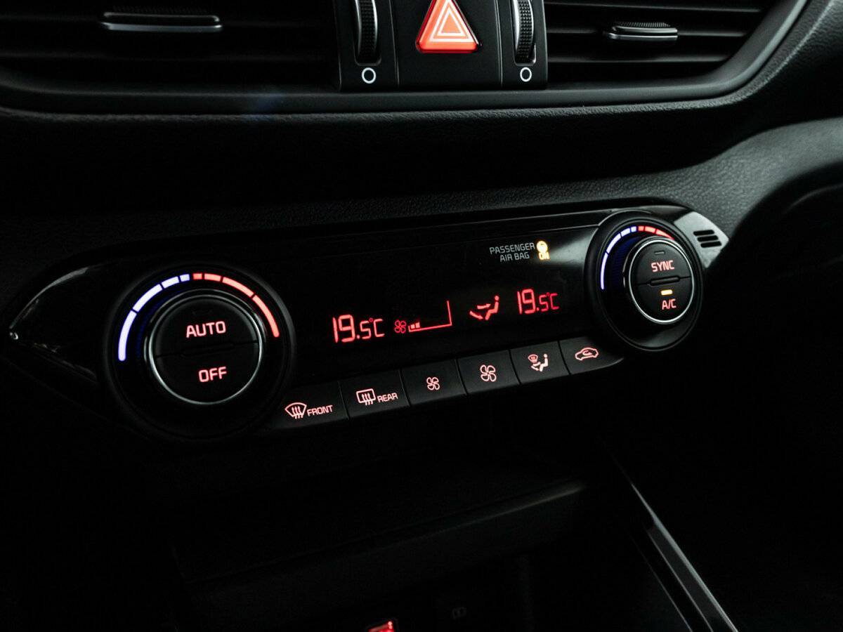 Купить Kia Cerato с пробегом. Фото: #18