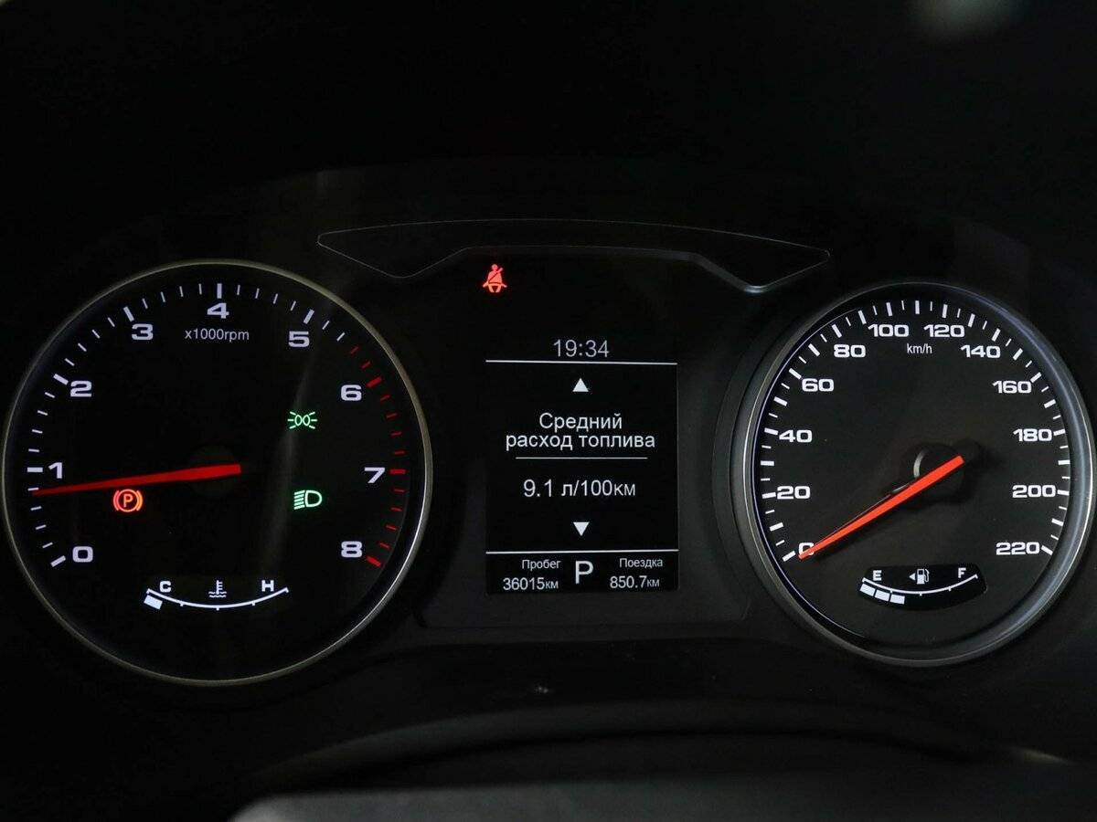 Купить Москвич 3 с пробегом. Фото: #10