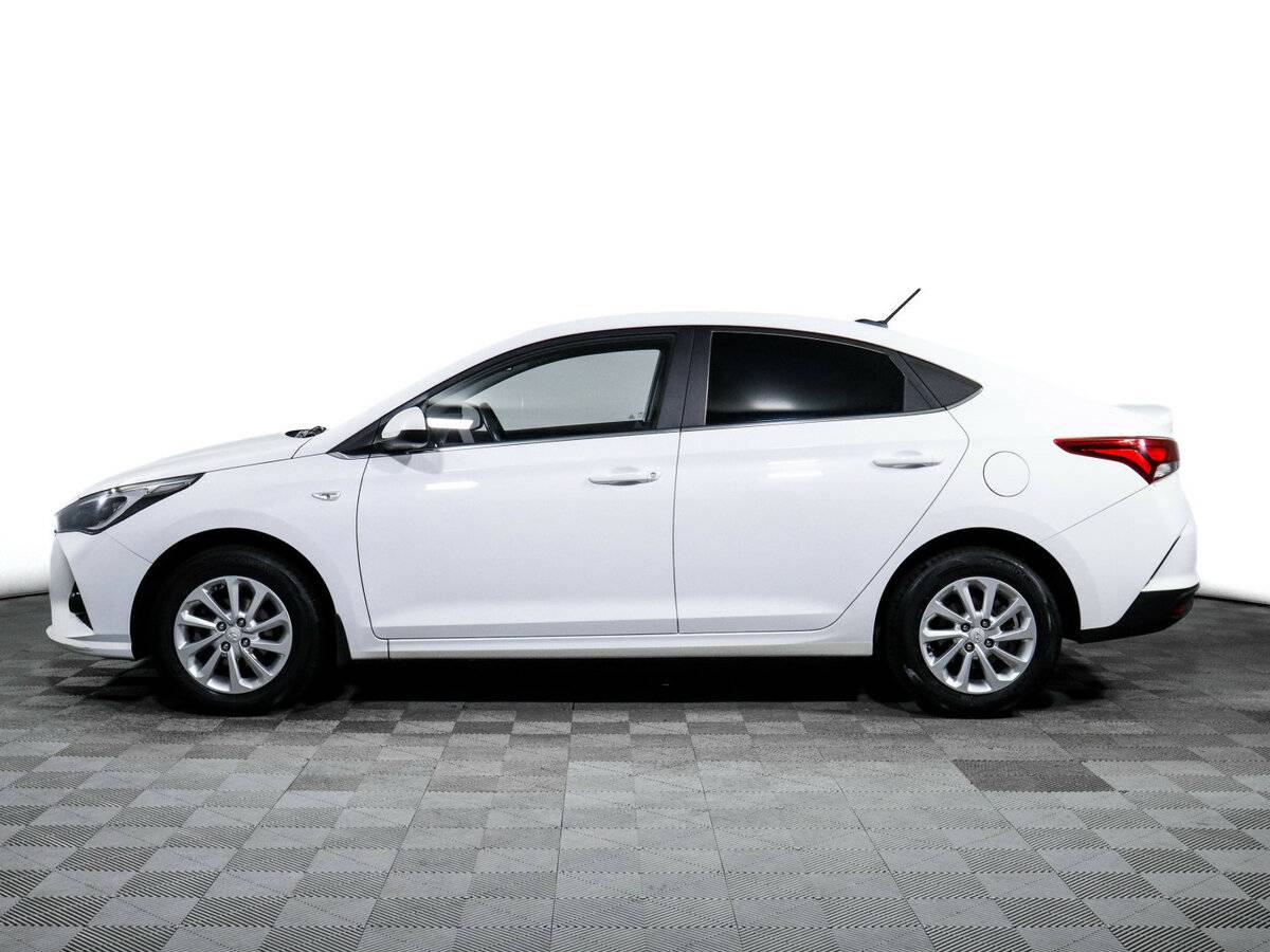 Купить Hyundai Solaris с пробегом. Фото: #7