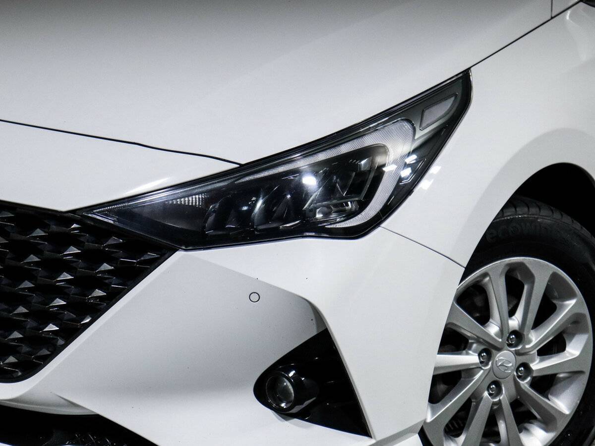 Купить Hyundai Solaris с пробегом. Фото: #15