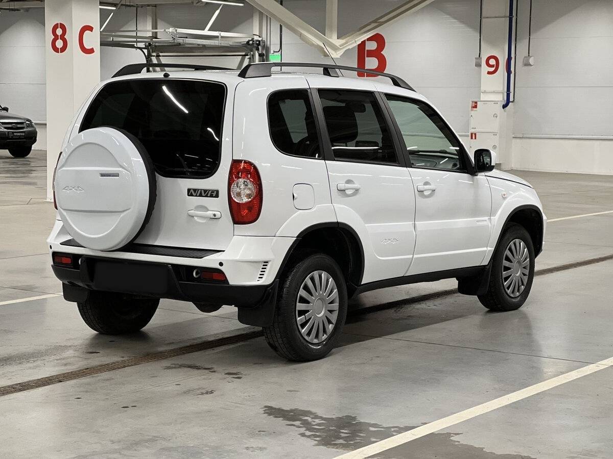 Купить Lada (ВАЗ) Niva с пробегом. Фото: #4