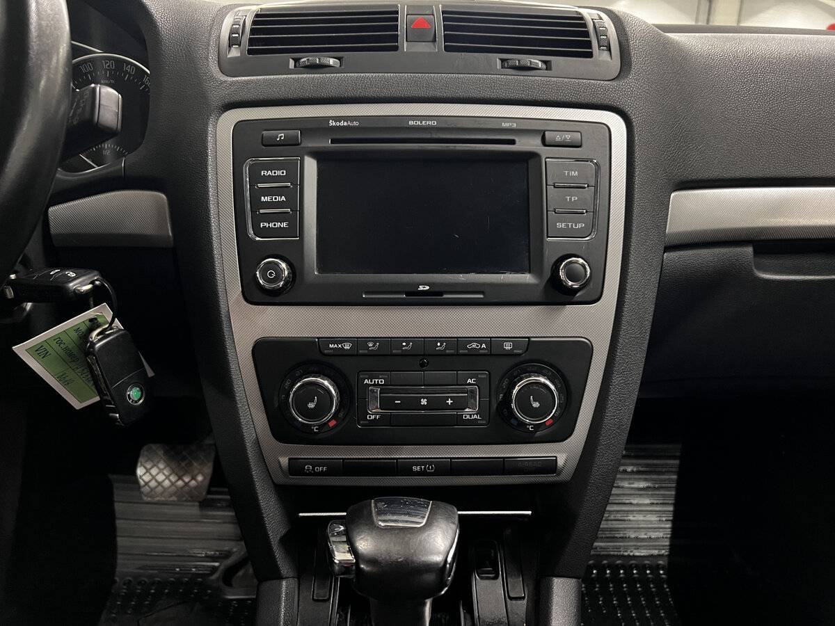 Купить Skoda Octavia с пробегом. Фото: #13