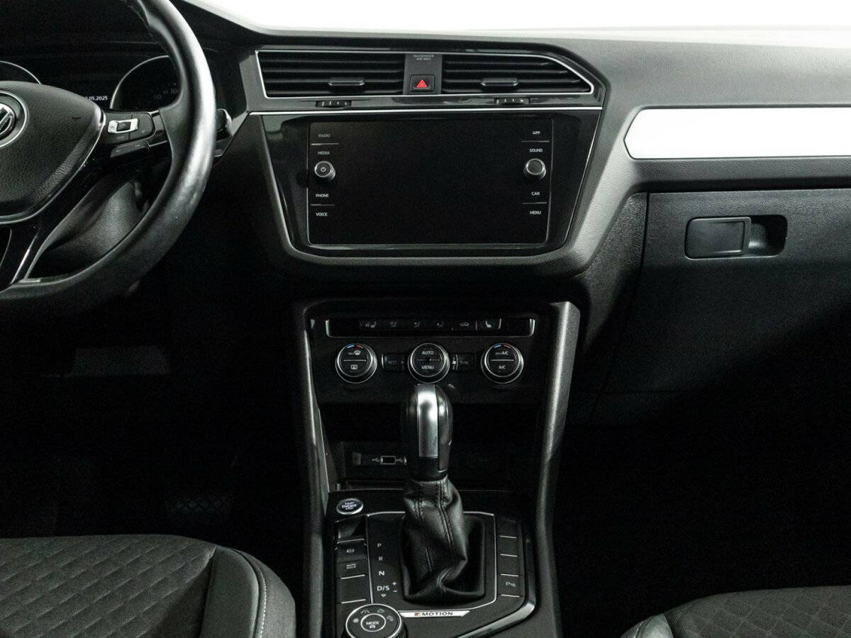 Купить Volkswagen Tiguan с пробегом. Фото: #13
