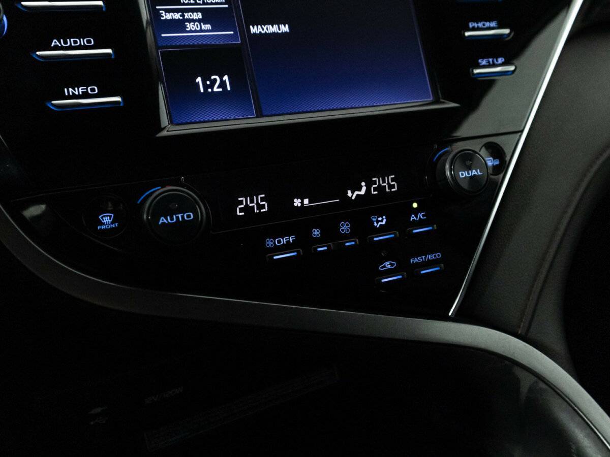 Купить Toyota Camry с пробегом. Фото: #17